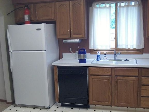 4th image of 12914 Camden Ave