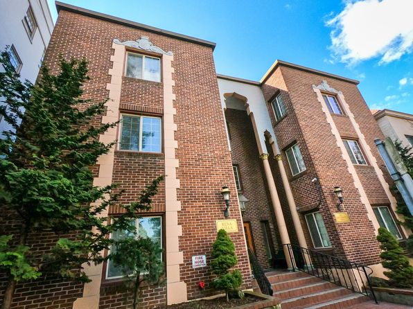 815 SW Vista Ave APT 304