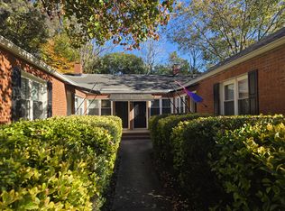 400 Chamberlain St APT B, Raleigh, NC 27607