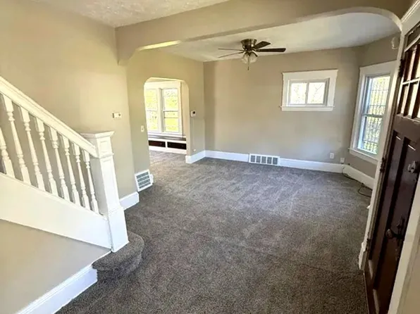 4286 E 139th St, Cleveland, OH 44105