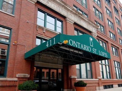 411 W Ontario St APT 421, Chicago, IL, 60654