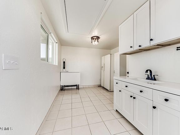 4th image of 17200 W BELL Road #860