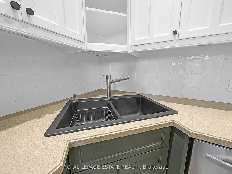 101 Silver Birch Ave — Photo 21