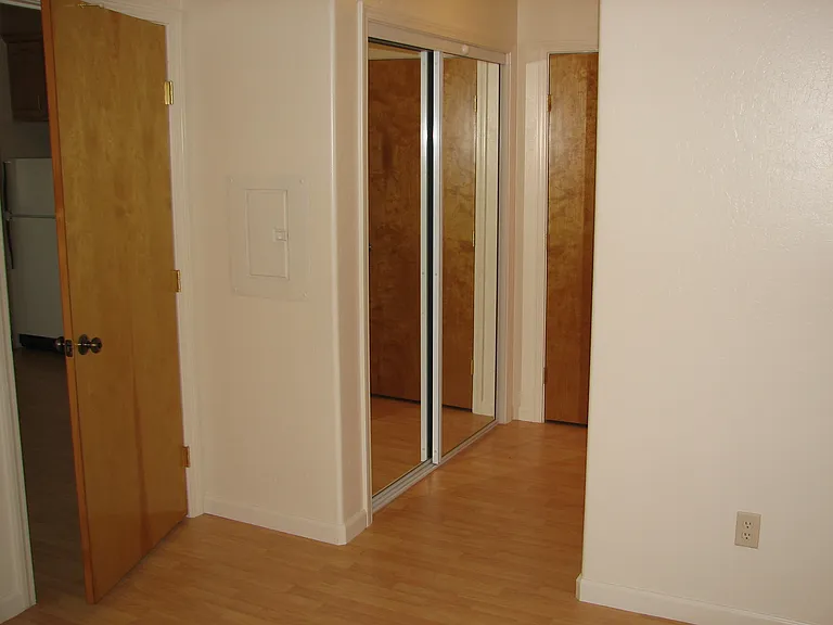 125 Raymond St #8 — Photo 5