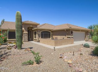 1329 N Sun Catcher Way, Green Valley, AZ 85614