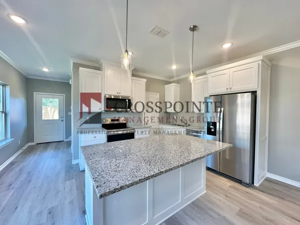 3 Bedroom 2.5 Bathroom Townhomes at Villa Rosa!, 6213 Villa Rosa Way, Tyler, TX 75707