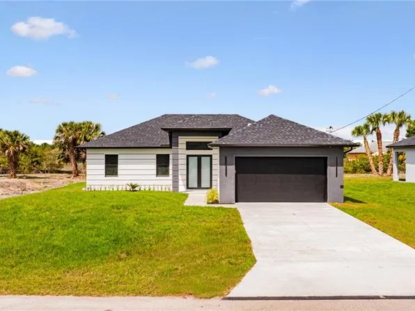 815 Frederick Reid ST E, LEHIGH ACRES, FL 33974