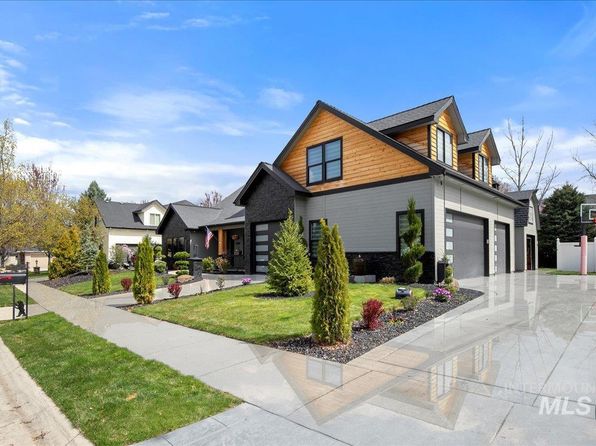 3054 S Bear Claw Way, Meridian, ID 83642