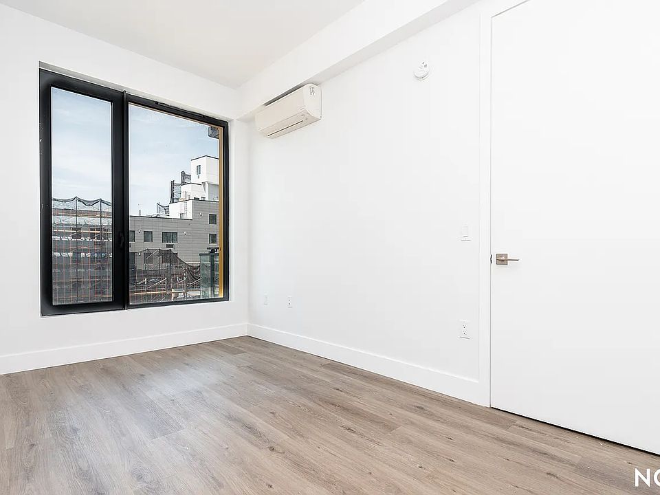 1st image of 322 Grand Concourse APT 1205