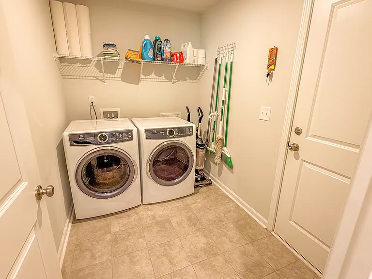 203 Boneset Dr — Photo 8