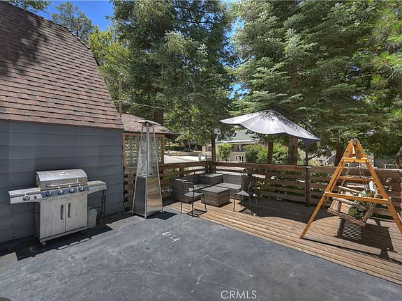 5th image of 311 Hemlock Dr