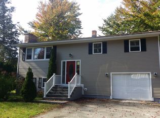 76 Barrett St, South Burlington, VT 05403