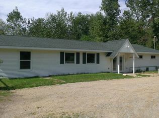 2525 Barber Rd #B, Hastings, MI 49058