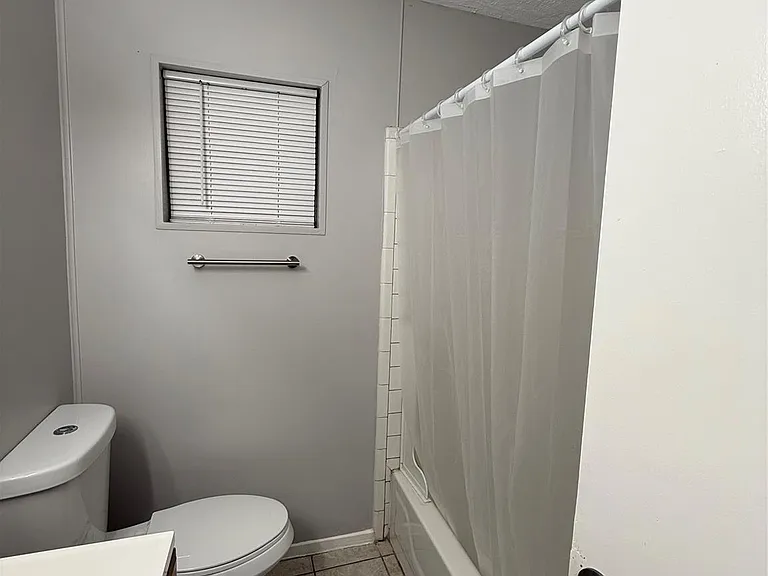 5519 Mendota Ln — Photo 12