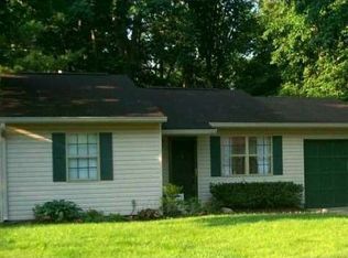 1529 Woodpointe Dr, Indianapolis, IN
