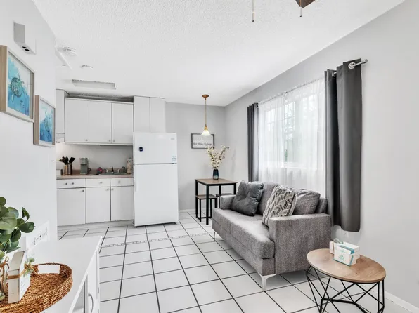 600 Douglas St Llc, 600 Douglas Ave #340, Dunedin, FL 34698