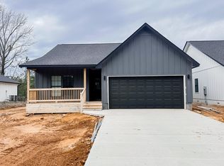 232 Sylvan Rd, Columbus, MS 39702