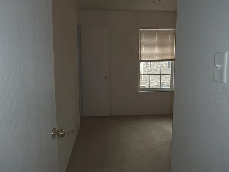 1608 Inca Dr — Photo 11