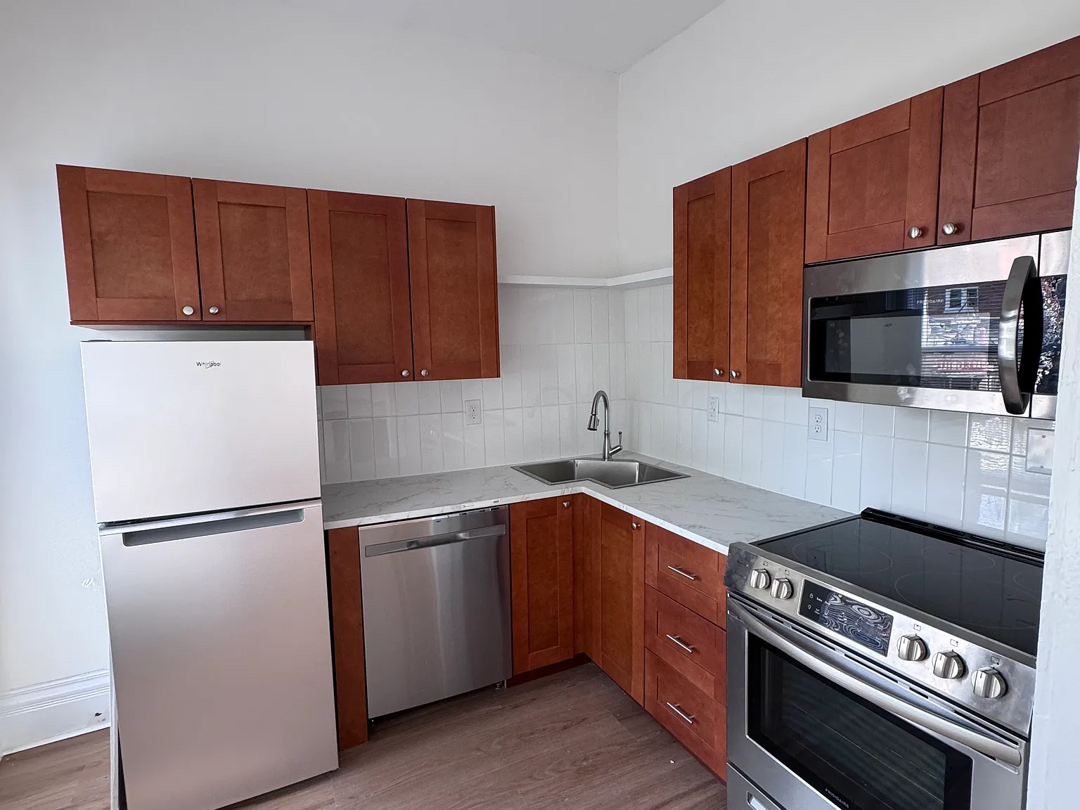 1 bed, 550 sqft, $1,100 — Photo 3