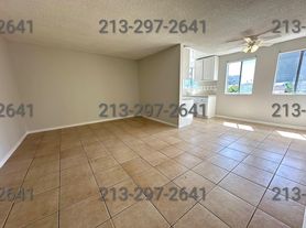 531 S Mariposa Ave