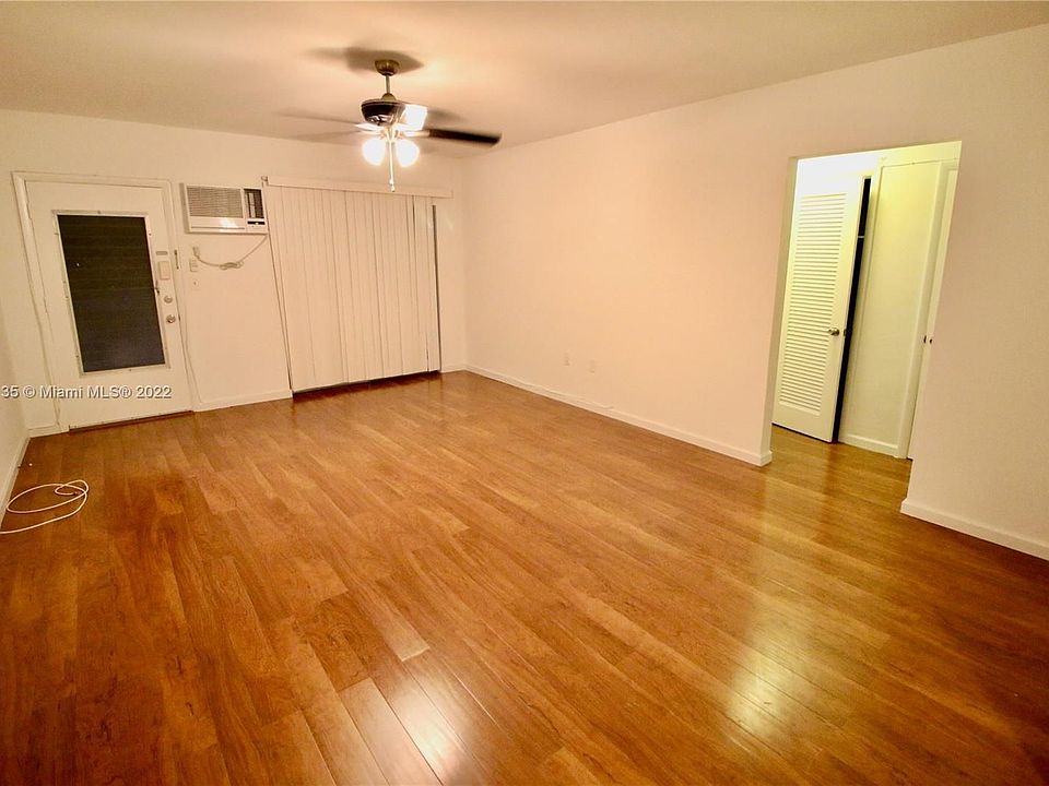 1st image of 7921 East Dr APT 17