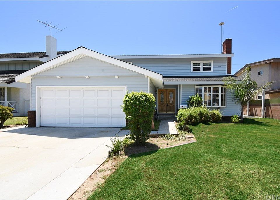 1st image of 4922 White Ct