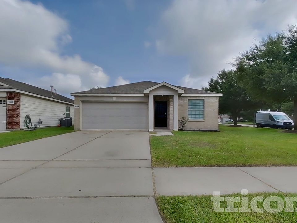 1st image of 21342 Bandera Ranch Ln