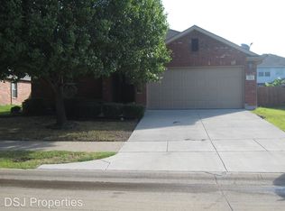 122 Redbud Dr, Forney, TX 75126