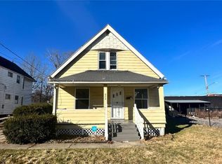 824 E 154th St, Cleveland, OH 44110