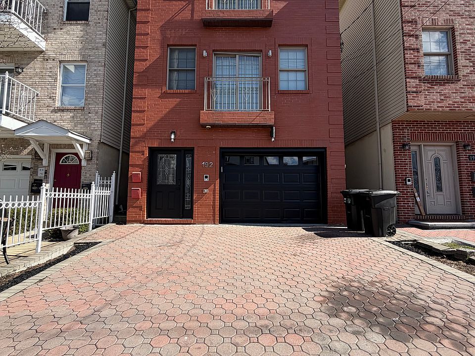 1st image of 192 Arlington Ave #A