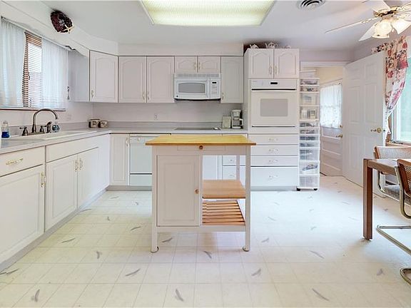 5th image of 5321 Vista Ave