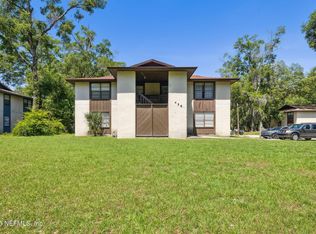 458 Bentwood Ln, Orange Park, FL 32073