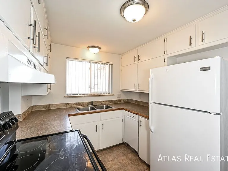 10311 W 59th Ave #4 — Photo 2