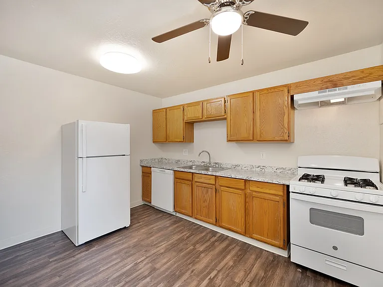 Autumn Woods Apartment Homes — Photo 6