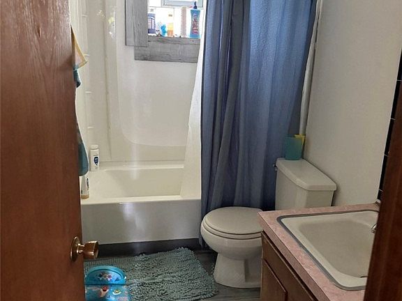 2nd image of 1308 Bellevue Ave
