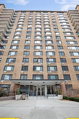 Sold by Compass | media 7