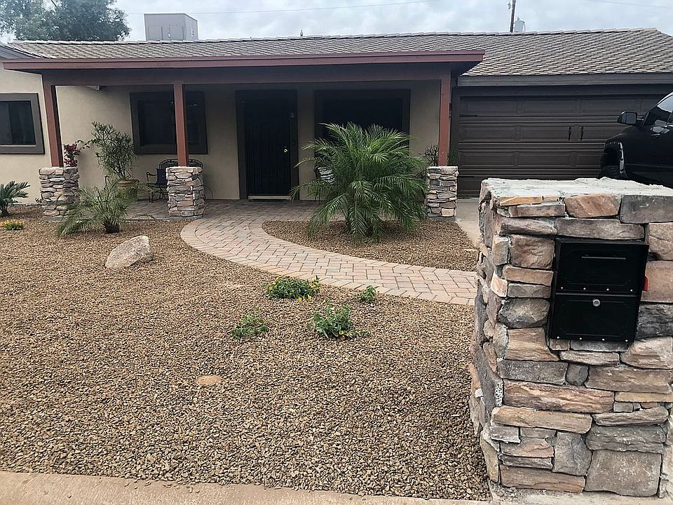 2nd image of 2738 W San Juan Ave