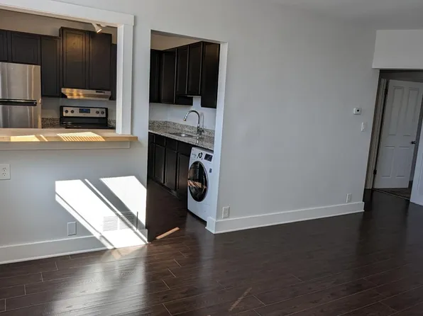52 1/2 E 5th Ave APT D, Columbus, OH 43201