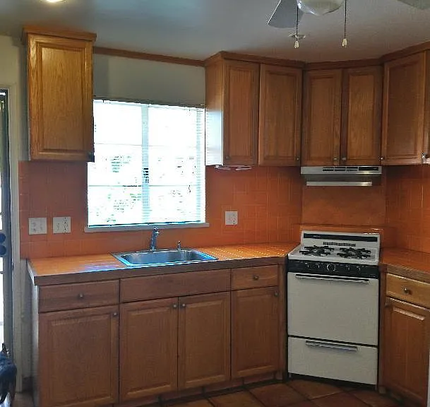 La Casa — Photo 195