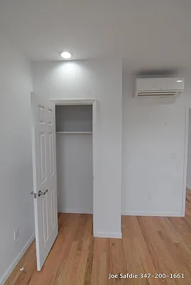 Rented by Safdie Realty Group | media 22