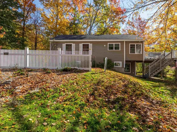 219 Golf Course Lane, Barrington, NH 03825
