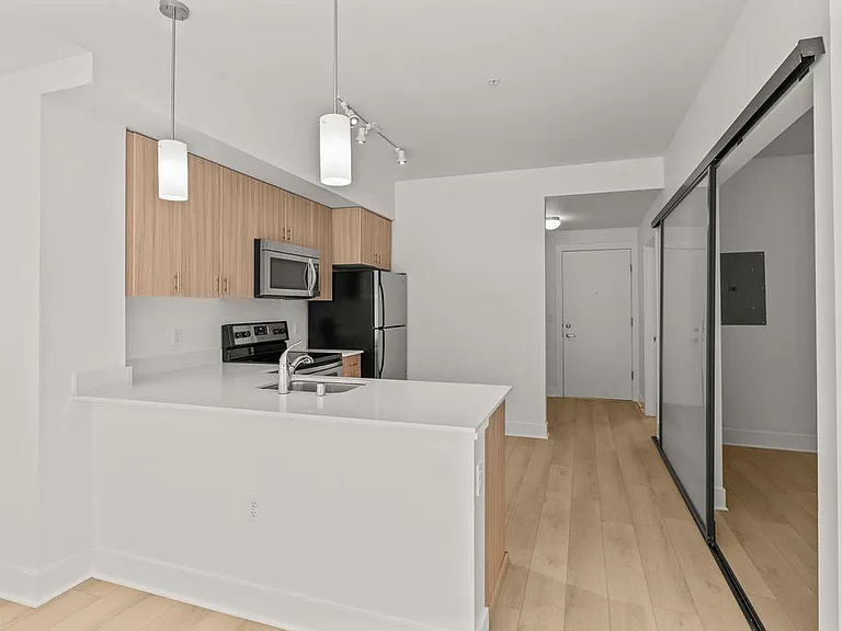Six Oaks — Photo 29
