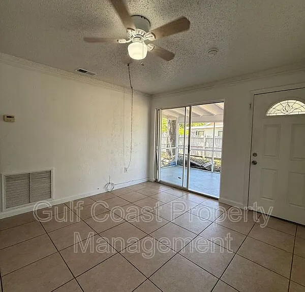 21061 Midway Blvd — Photo 10