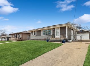 3922 E 26th St, Des Moines, IA 50317