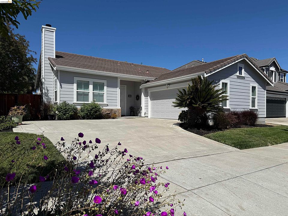 1st image of 227 Carter Pl