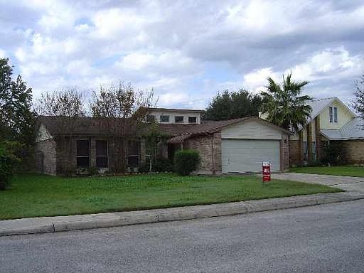 1st image of 2602 MOSS BLUFF