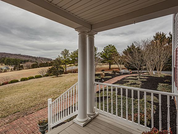 2nd image of 40 Dalewood Dr