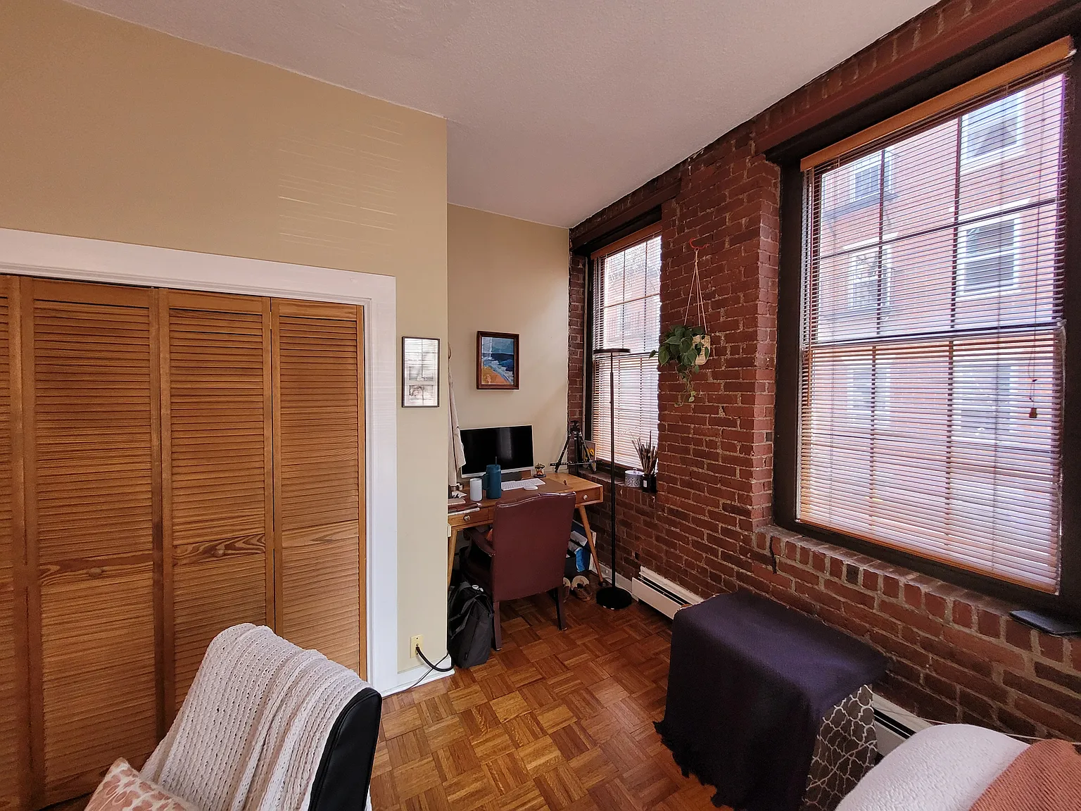 Studio, 450 sqft, $2,400 — Photo 4