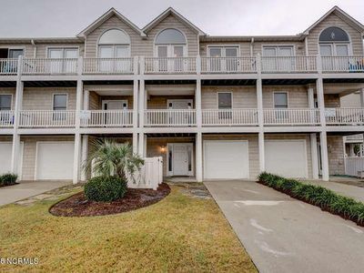 217 N Avenue, Kure Beach, NC, 28449