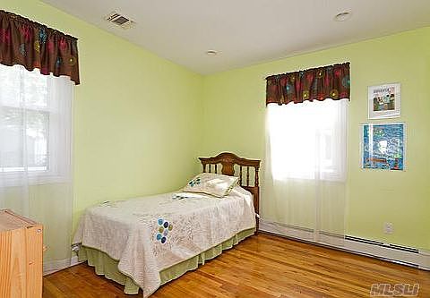 5th image of 1884 Chester Dr